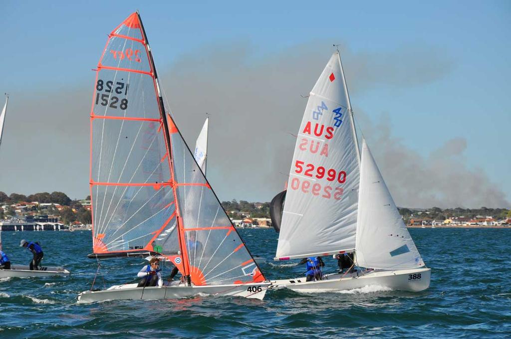 29ers and 420s around the mark at the Yachting NSW Youth Championships © Mainsheet Media